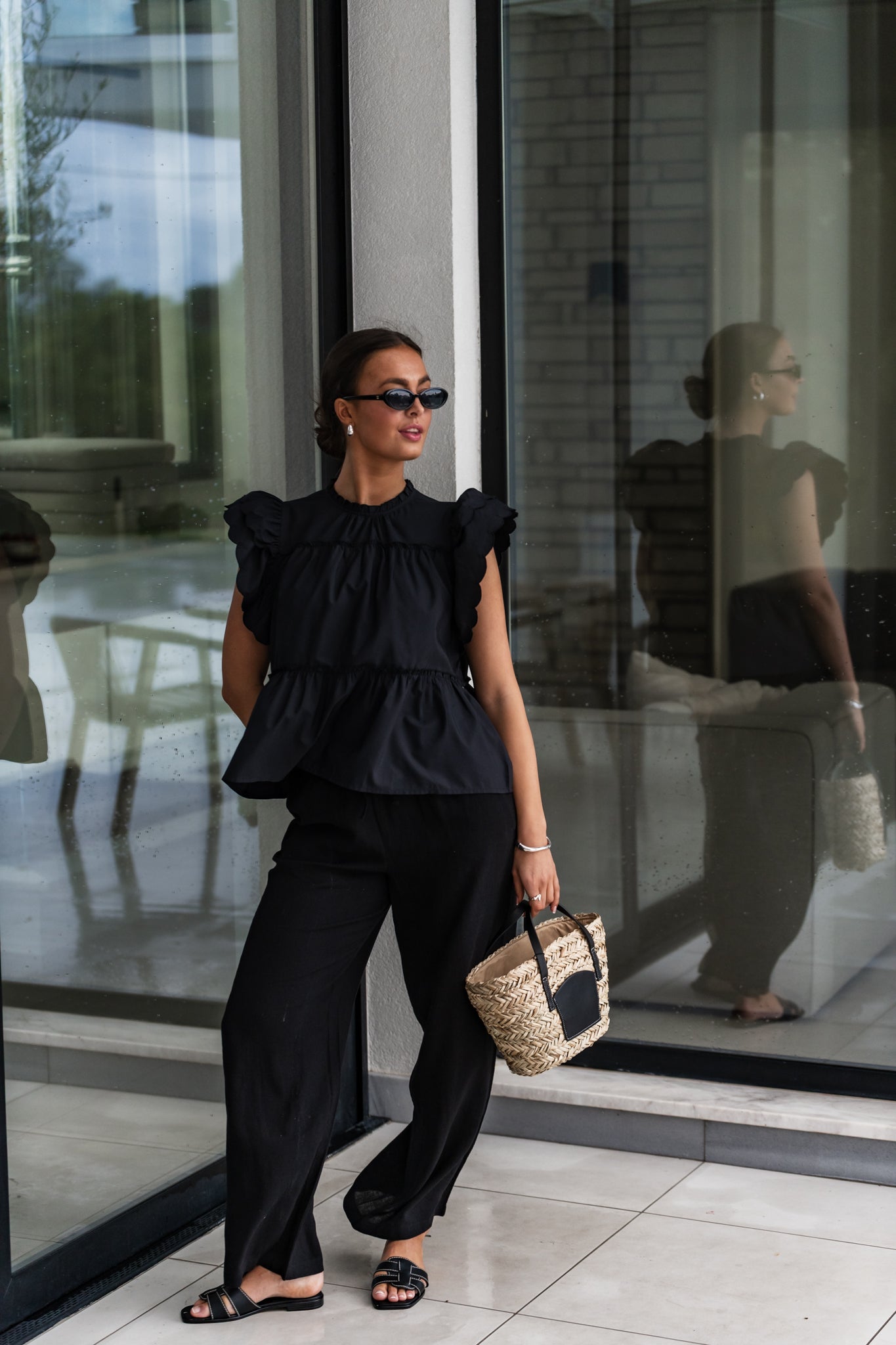 VMISOLDE Top - Black